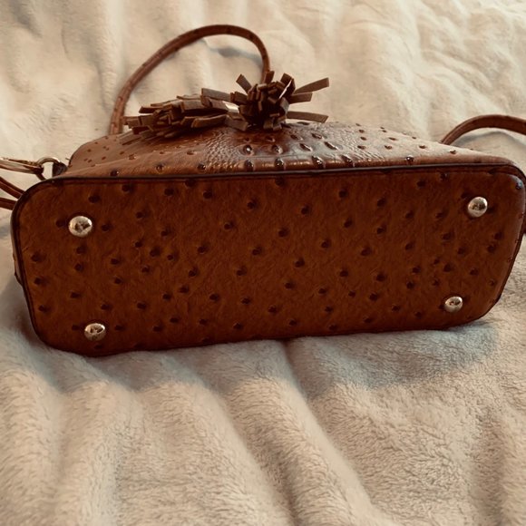 Ostrich Embossed Three Compartment Purse With Tassel and Bow - Picture 11 of 16